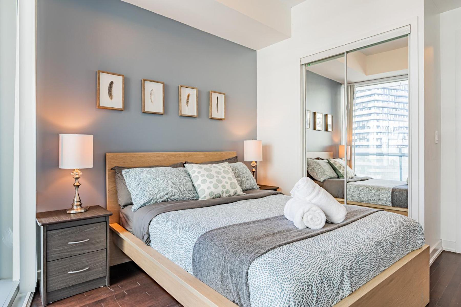 York Suites 5 Toronto Ngoại thất bức ảnh